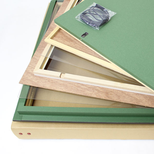 アンティークブラウン額縁変更ご確認ページ　title「ミラクルニャンコ」 アンティーク調油彩額 ゴールド 146 | 額縁の通販 アートフレーム